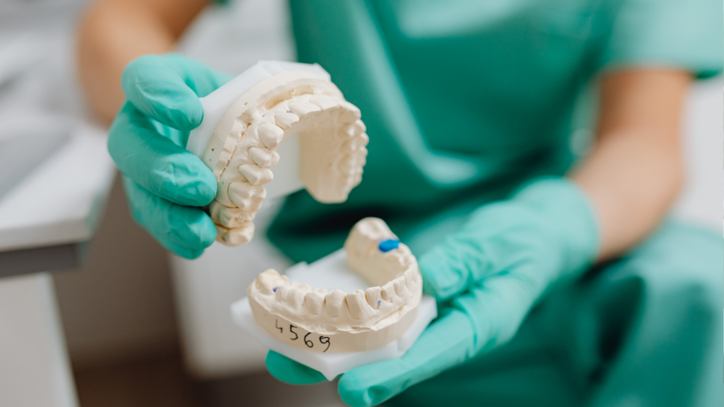 Les conséquences d’un traitement orthodontique mal suivi sur la santé bucco dentaire